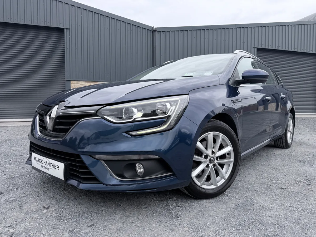 Renault Megane 201’ Play 1.5 dCi LOW MILEAGE - Image 2