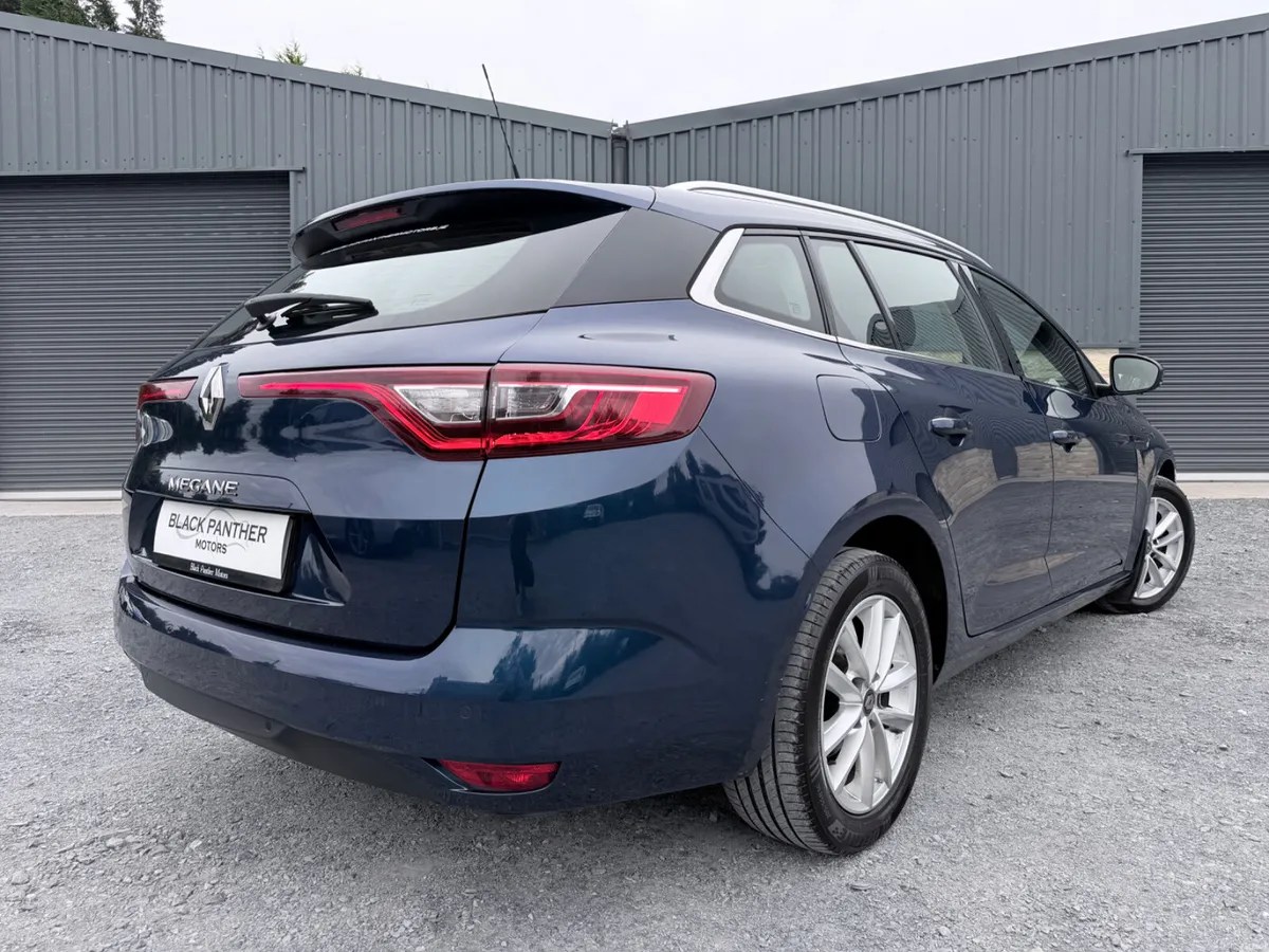 Renault Megane 201’ Play 1.5 dCi LOW MILEAGE - Image 4