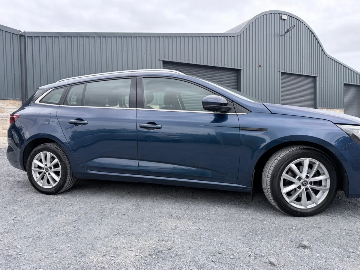 Renault Megane 201’ Play 1.5 dCi LOW MILEAGE - Image 6