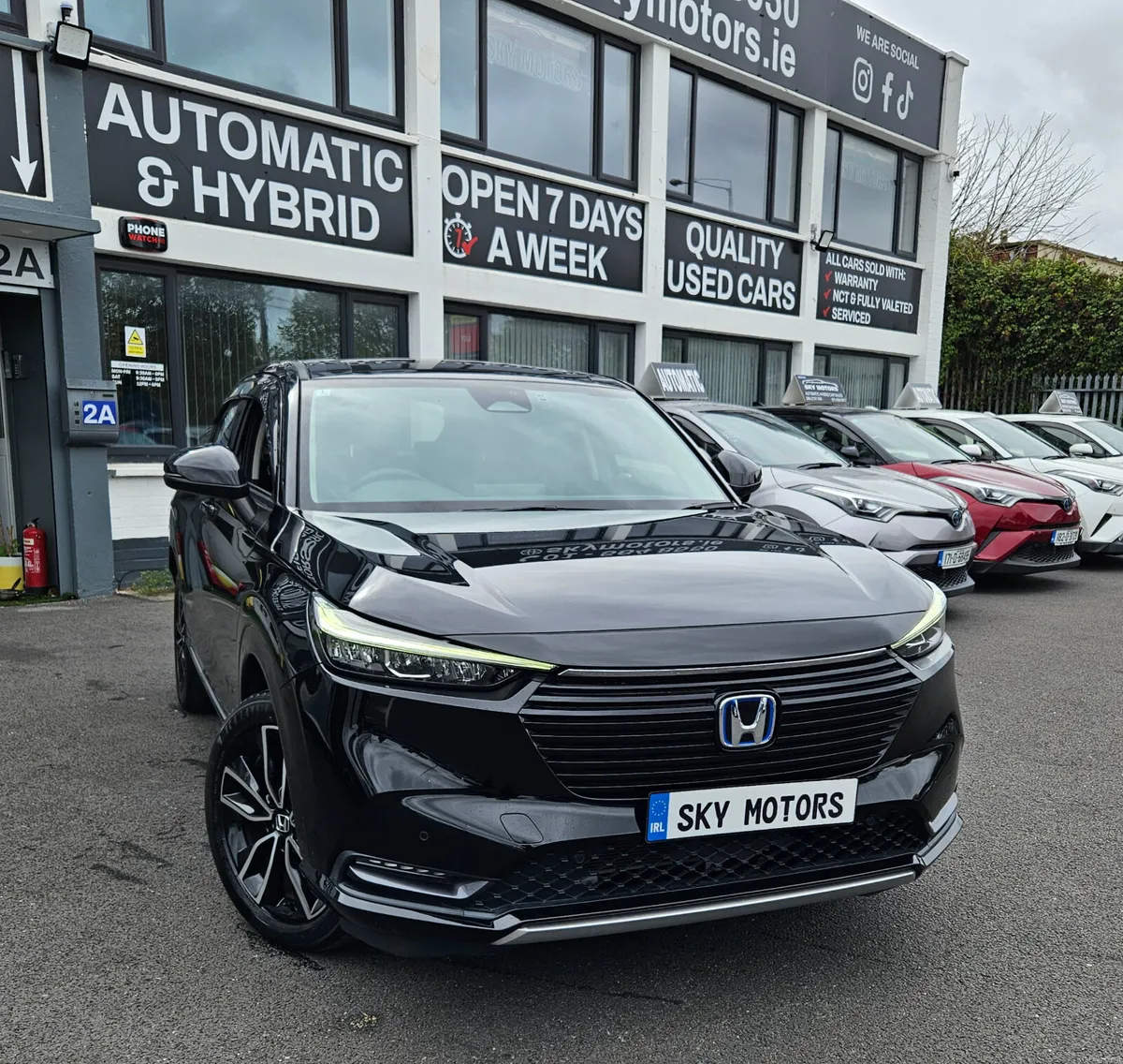 Honda Vezel 2022 Petrol Hybrid 25k miles only - Image 2