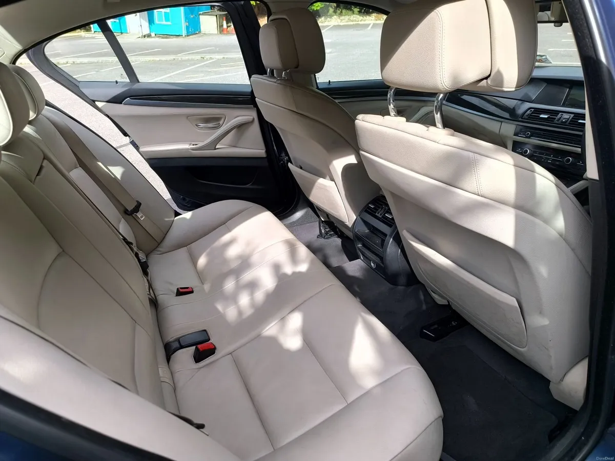 BMW 5-Series 2013 - Image 4