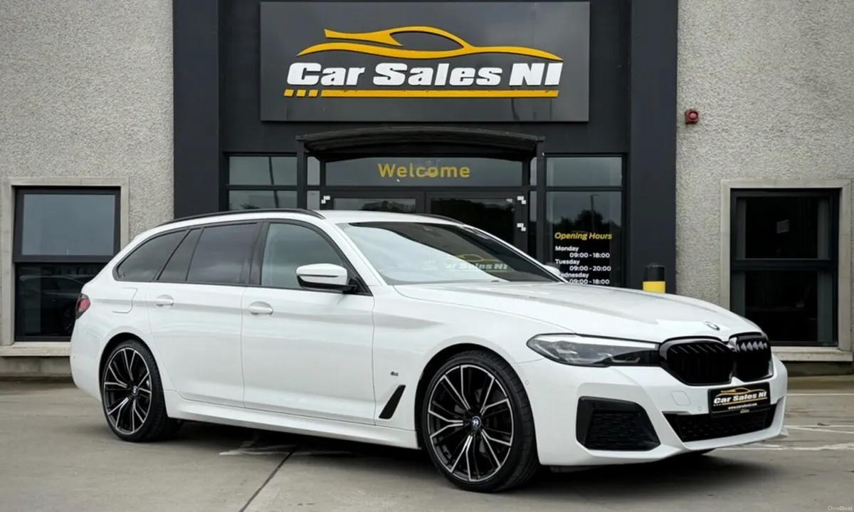 2.0 520d MHT M Sport Touring 5dr Diesel Hybrid Ste - Image 1