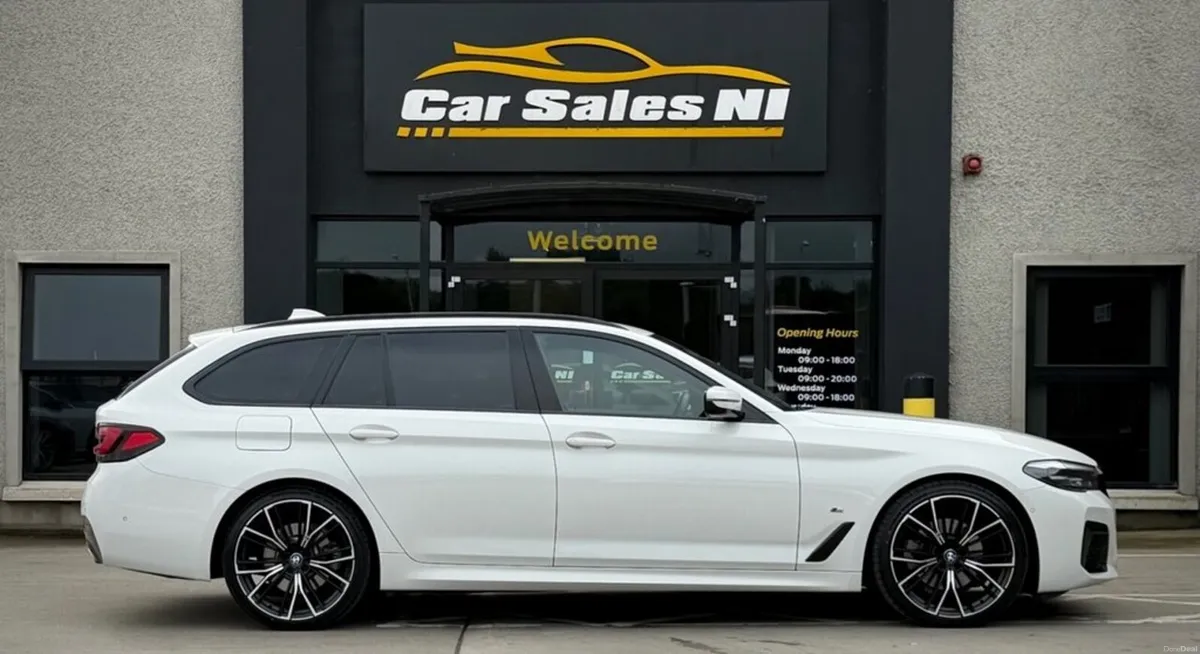 2.0 520d MHT M Sport Touring 5dr Diesel Hybrid Ste - Image 3