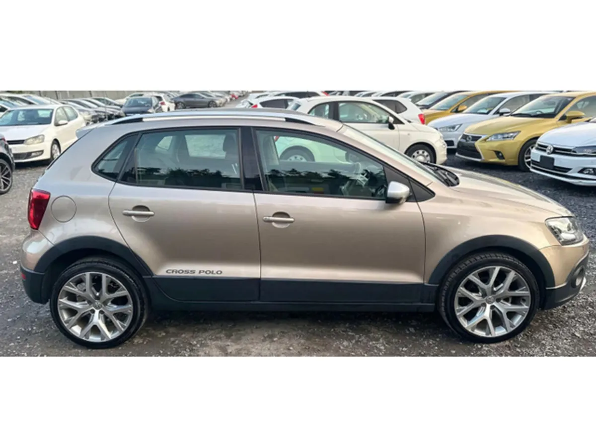 Volkswagen Polo Cross 1.2 Automatic Petrol Fresh I - Image 5