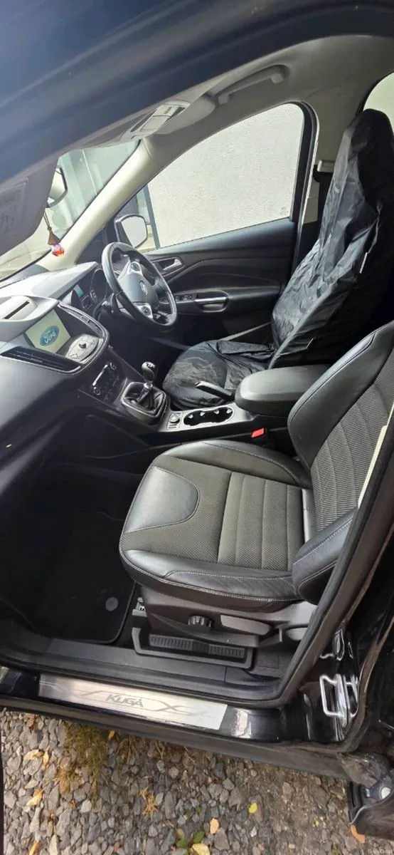 Ford Kuga - Image 4