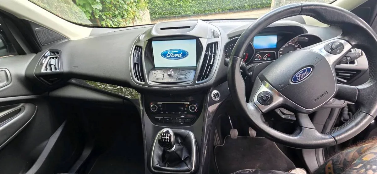 Ford Kuga - Image 6