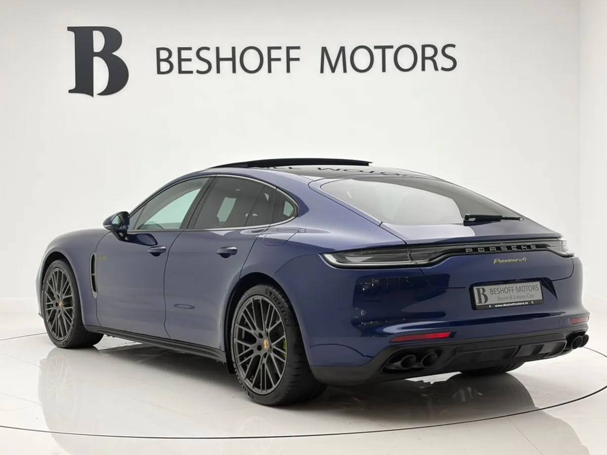 Porsche Panamera 4 E-HYBRID PLATINUM EDITION=HUGE - Image 3