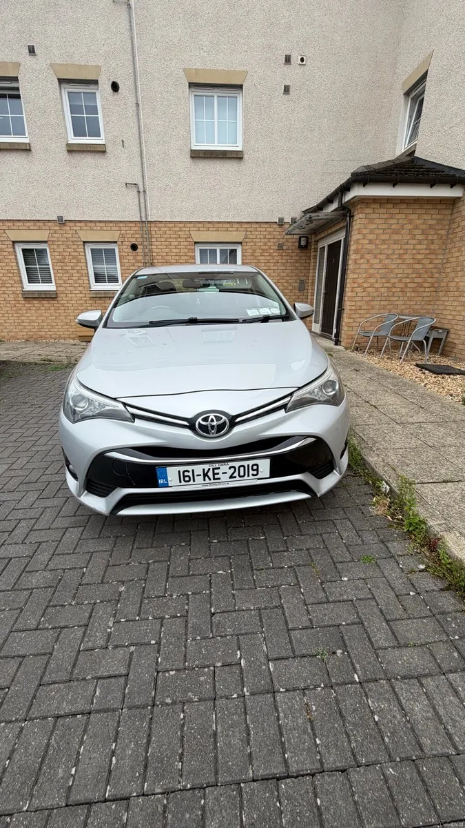Toyota Avensis - Image 1