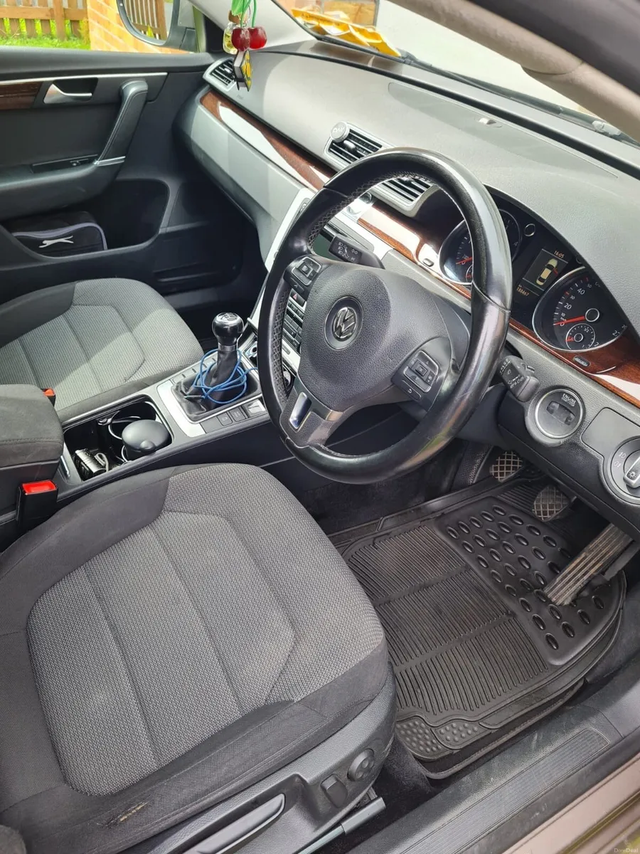 Volkswagen passat b6 - Image 3
