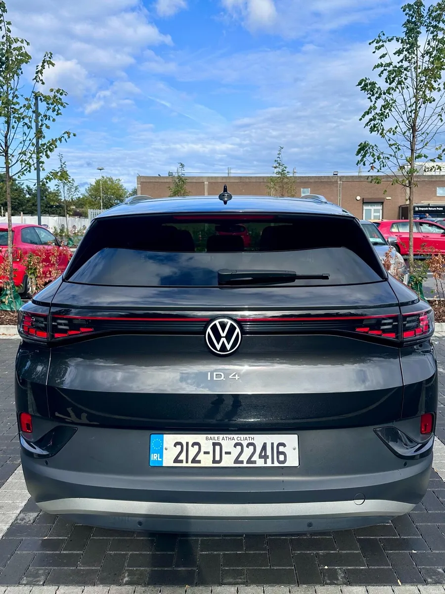 VW ID.4  PRO FAM - PANAROMİC- SOH 94% - HIGH SPEC - Image 5