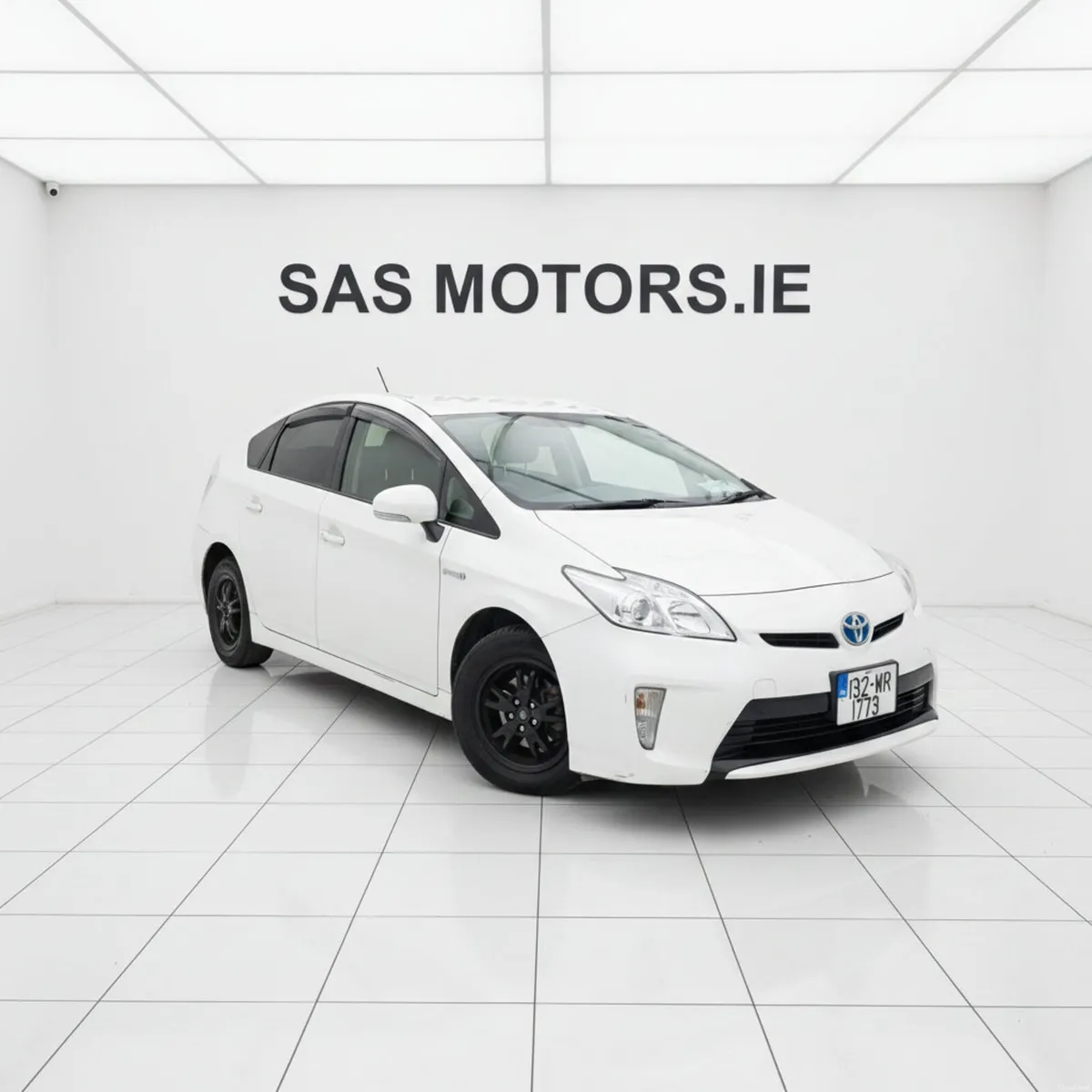 Toyota Prius 2013 Hybrid Automatic Ex Taxi - Image 1