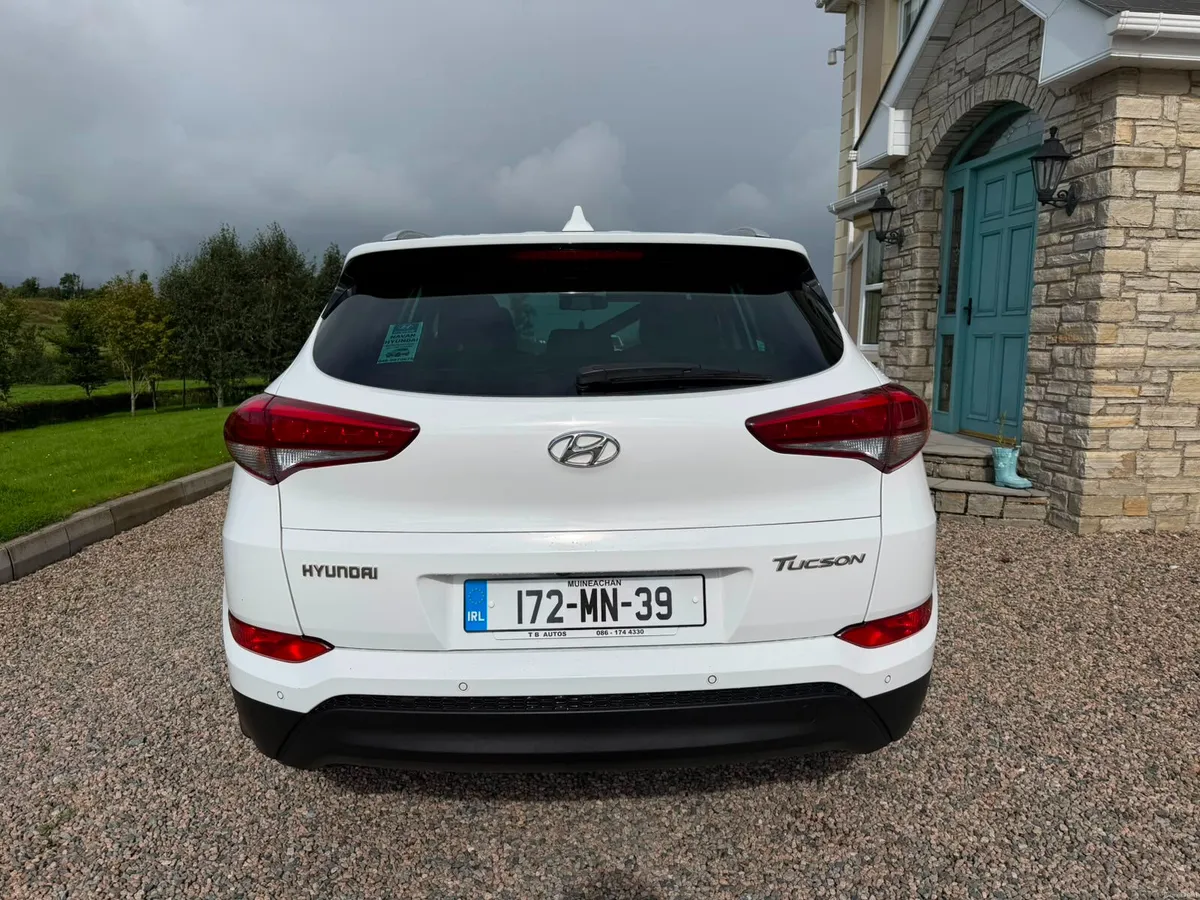 172 Hyundai Tucson 1.7crdi Executive - Image 5