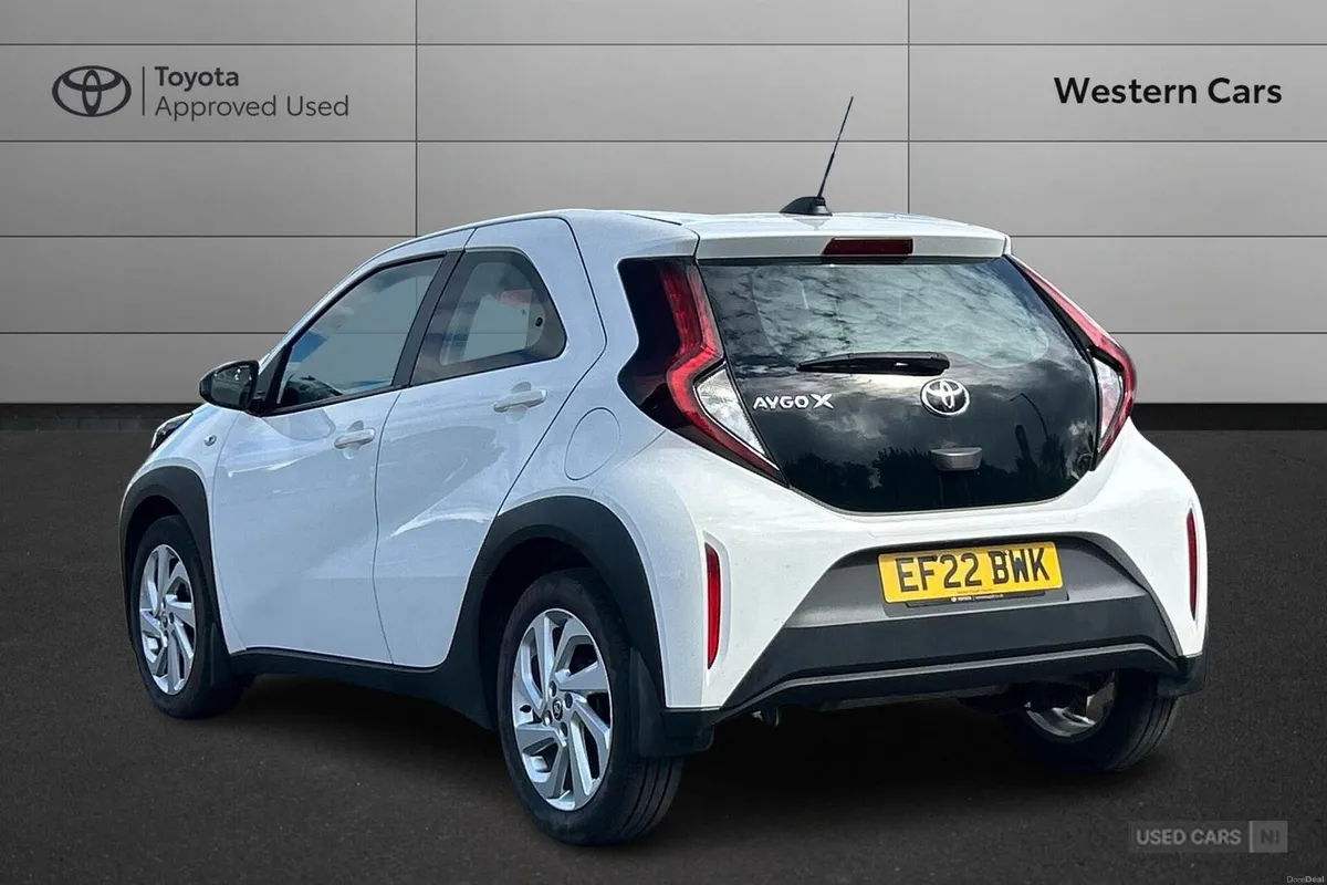 Toyota Aygo X 1.0 VVT-i Pure Euro 6 (s/s) 5dr - Image 4