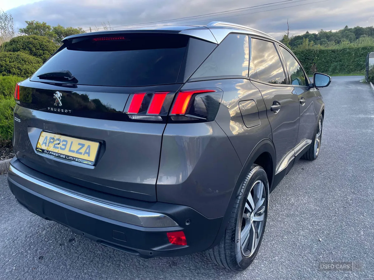 Peugeot 3008 DIESEL ESTATE - Image 5