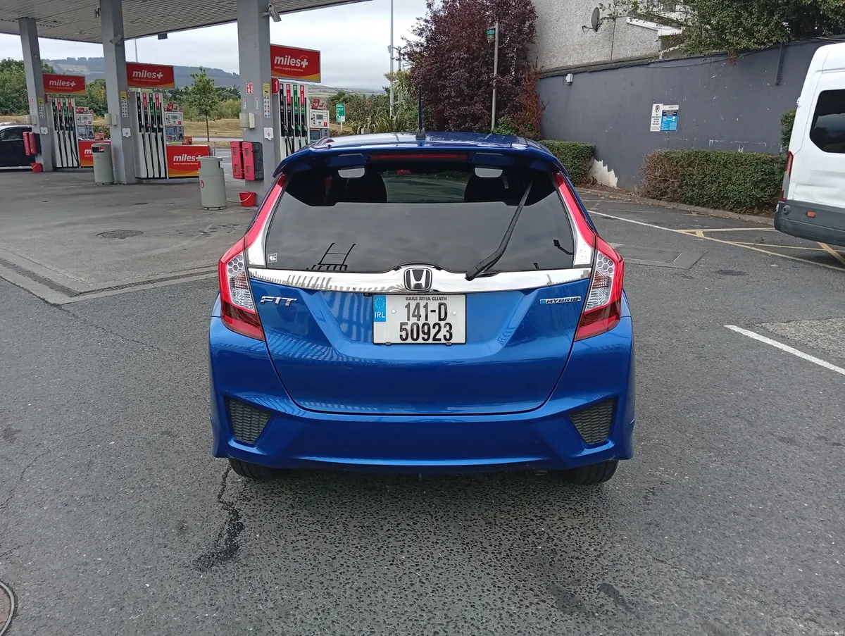 Honda Fit 2014 1.5 hybrid sport - Image 5