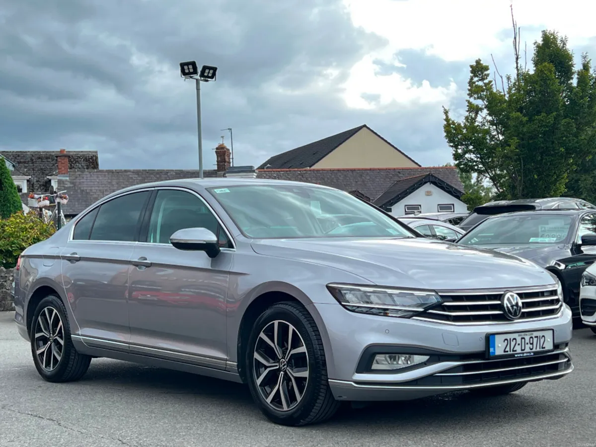 Volkswagen Passat ELEGANCE 2.0TDI 150BHP *HIGH SPE - Image 3