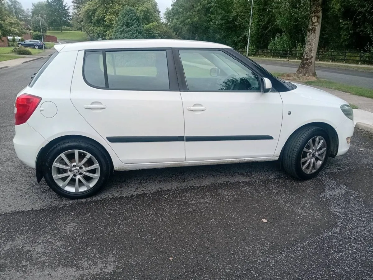 152 skoda fabia 1.2 petrol  nct and tax - Image 5
