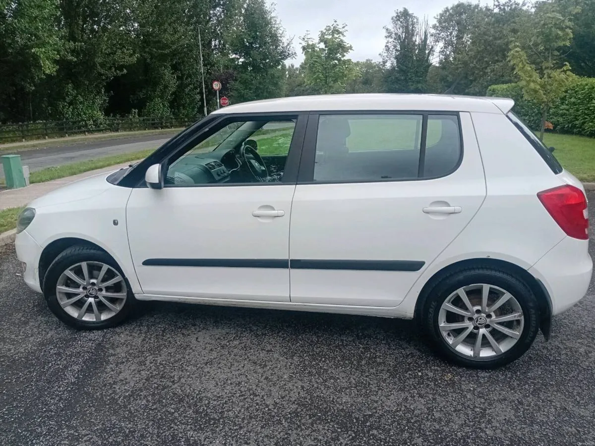 152 skoda fabia 1.2 petrol  nct and tax - Image 4