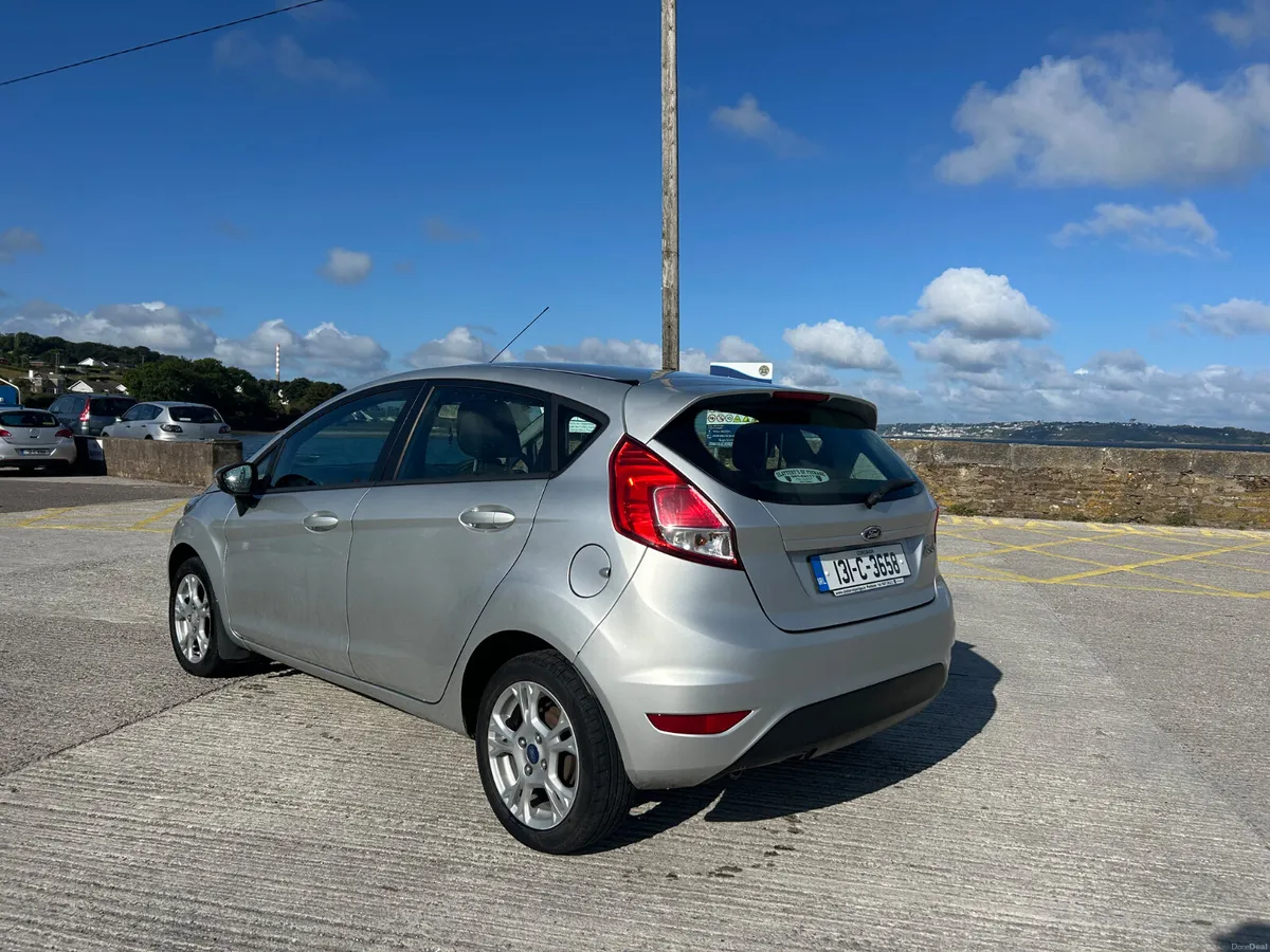 Ford Fiesta 2013 - Image 5