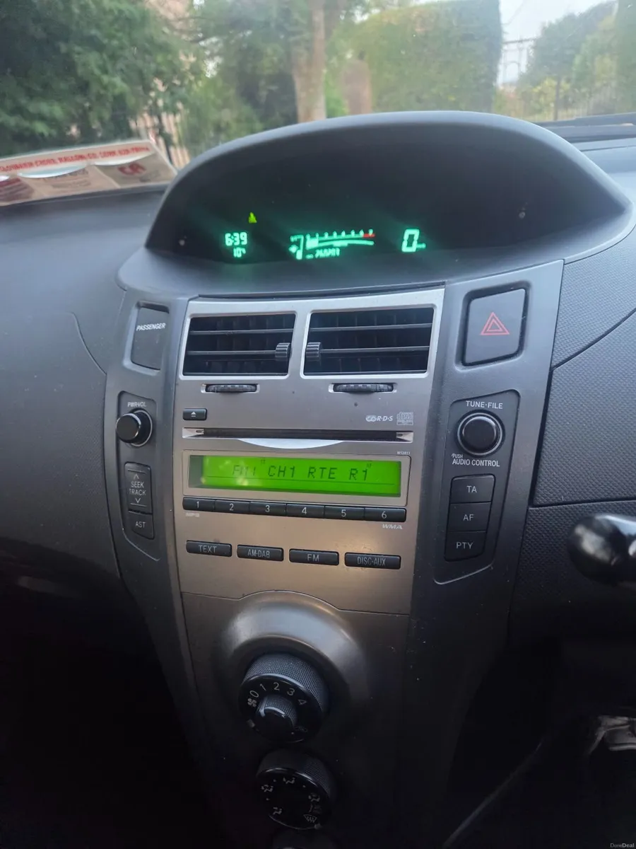 2010 Toyota Yaris (Immaculate Nct&Tax) - Image 3