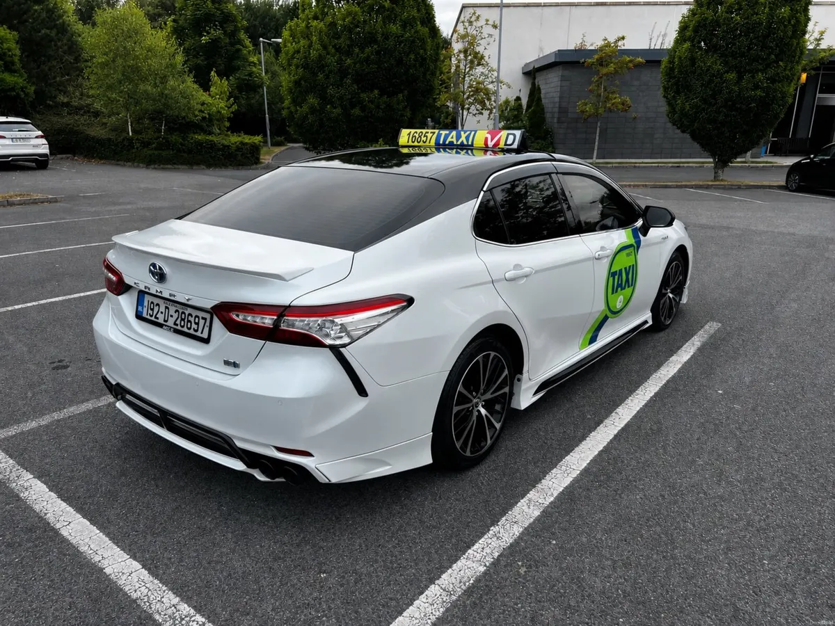 Toyota Camry WS 2019 - Image 6