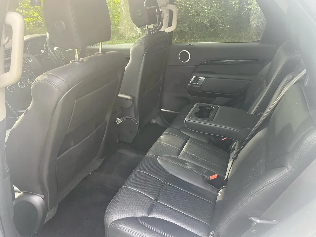 2017 LAND-ROVER DISCOVERY 5 NCT 05/27 - Image 6