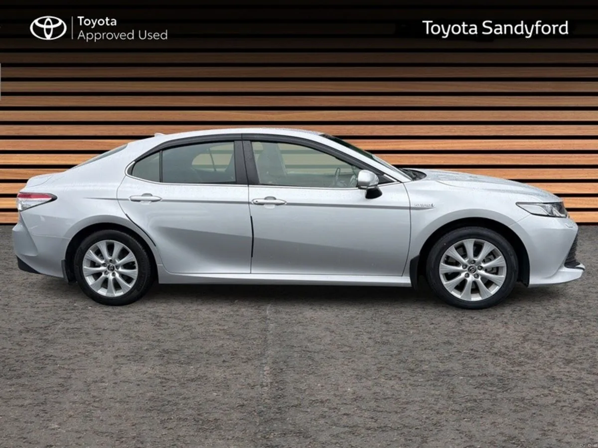 Toyota Camry HYBRID SOL // FULL LEATHER HEATED SEA - Image 3