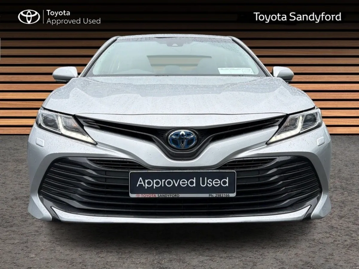 Toyota Camry HYBRID SOL // FULL LEATHER HEATED SEA - Image 5
