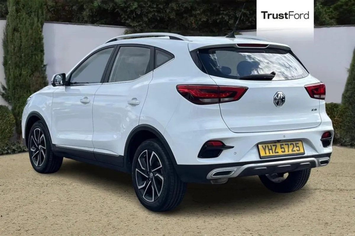 MG ZS 1.5 VTi-TECH Exclusive 5dr - Image 2