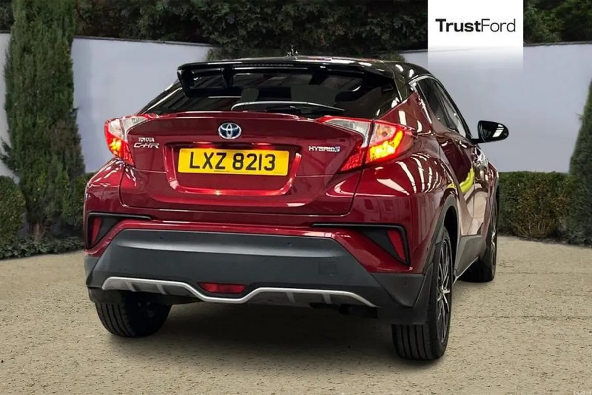 Other Other 1.8 Hybrid Red Edition 5dr CVT - Image 4