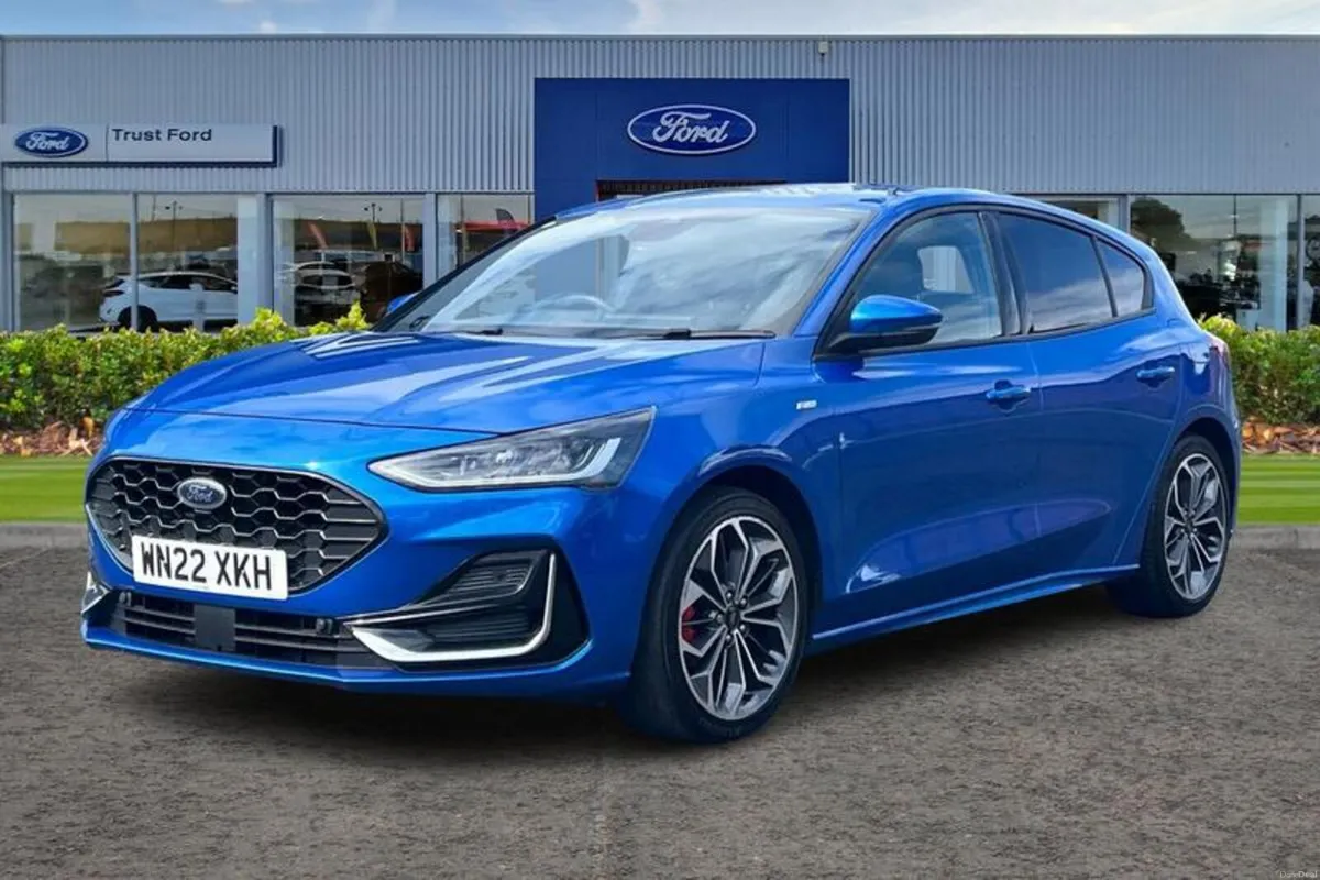 Ford Focus 1.0 EcoBoost Hybrid mHEV 155 ST-Line Vi - Image 5