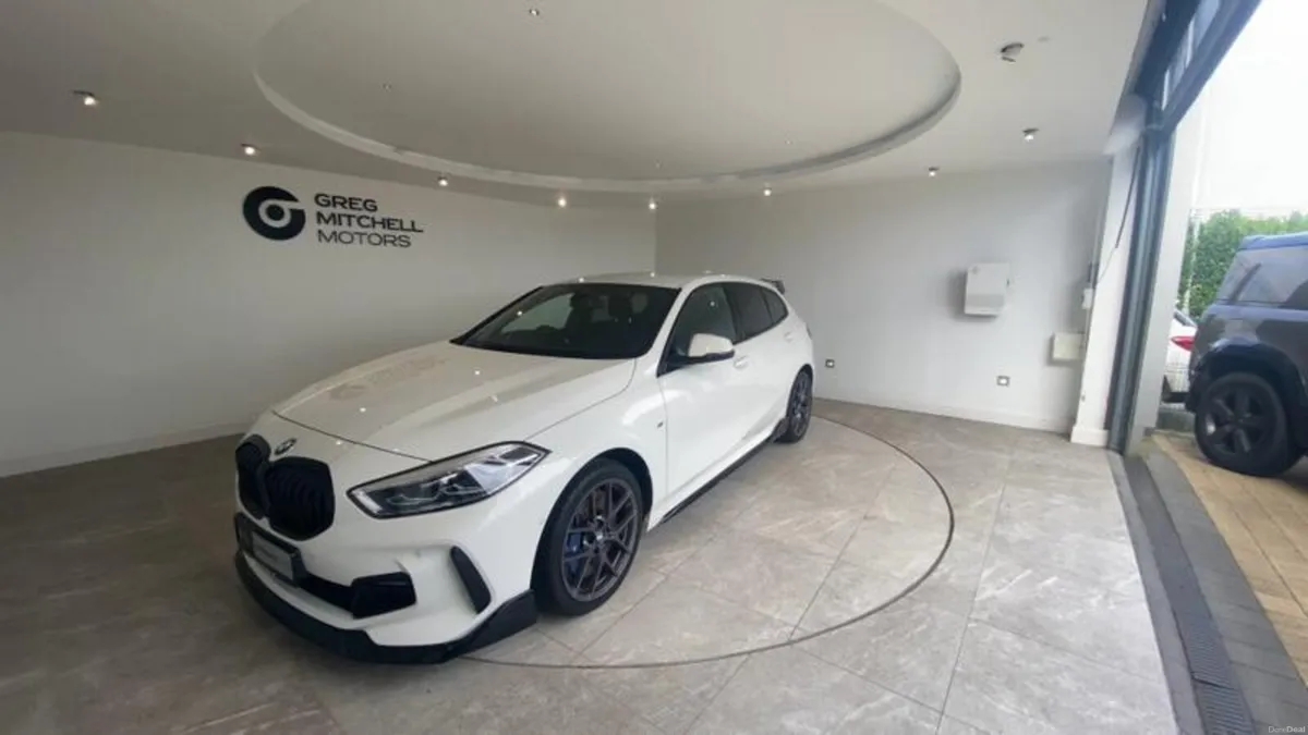 BMW 1-Series 118d M Sport 5dr Step Auto - Image 3
