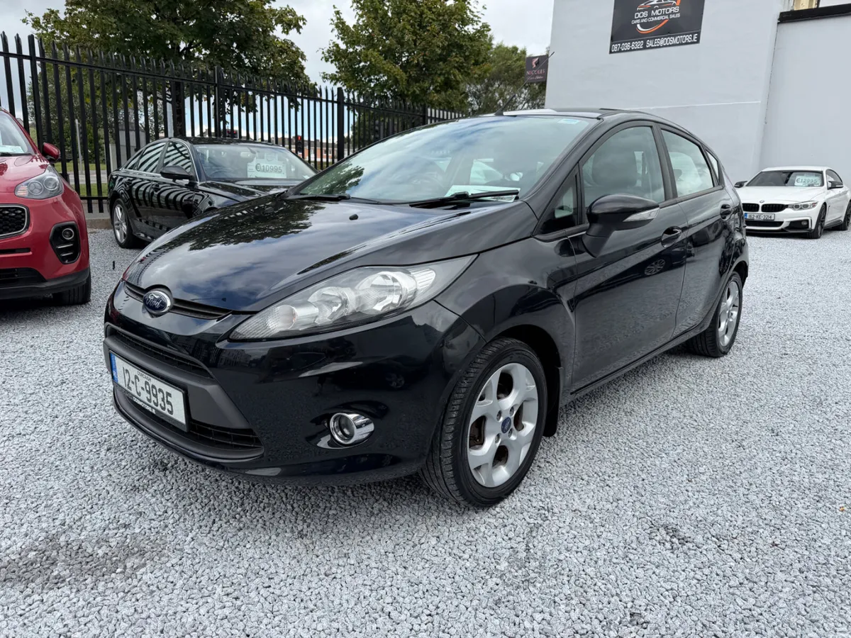 *LOW KM* 2012 Ford Fiesta 1.25 Style - Image 3