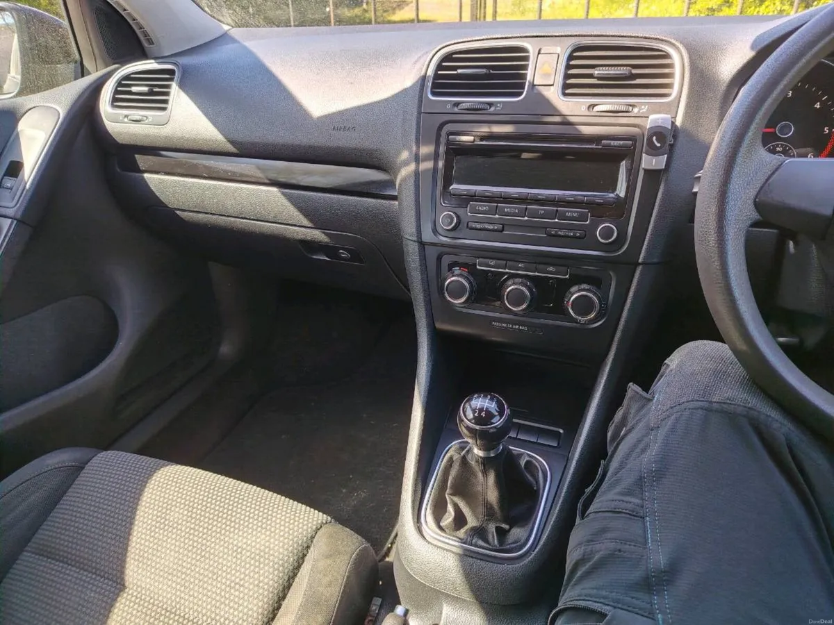 VW golf - Image 5