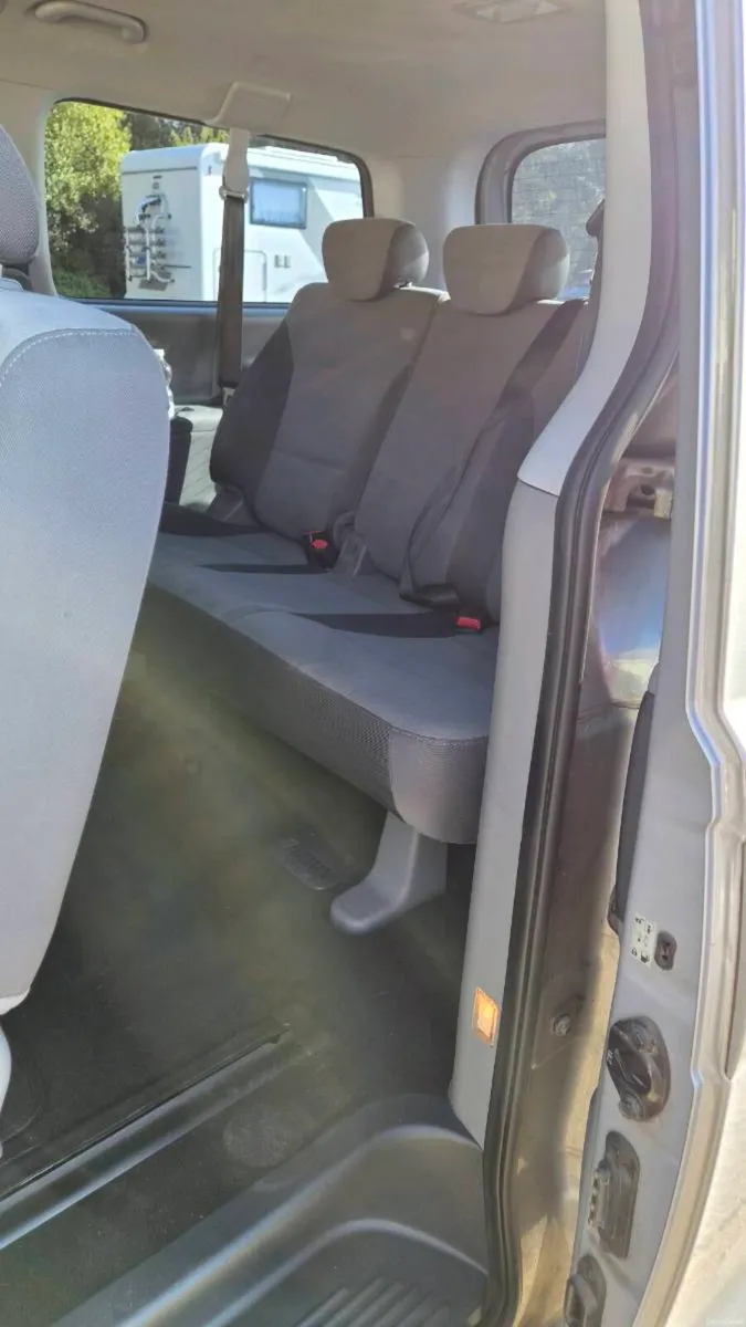 Hyundai montana 8 seater - Image 6