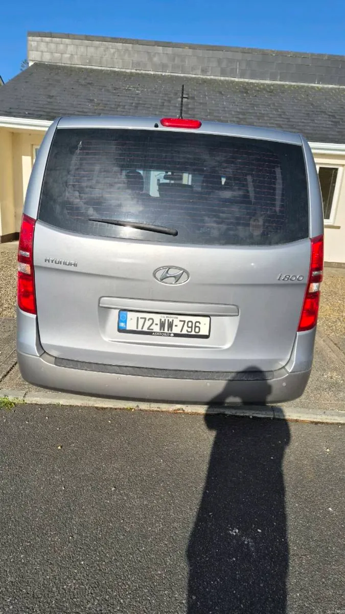 Hyundai montana 8 seater - Image 4