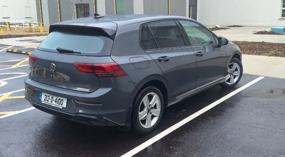 2021 VW Golf Style 2.0 TDI 6 speed - Image 4