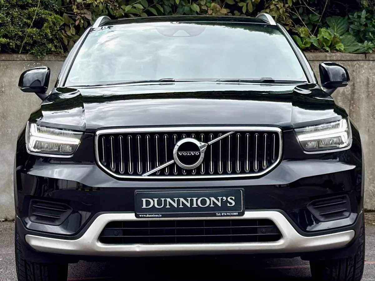Volvo XC40 2022 PHEV T4 (197hp) Insciption FWD - Image 3