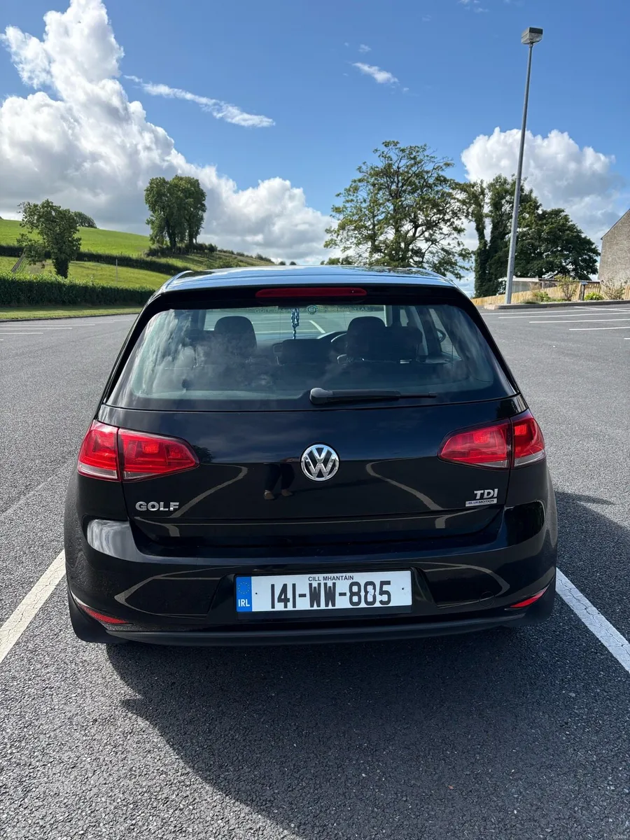 Volkswagen Golf - Image 4