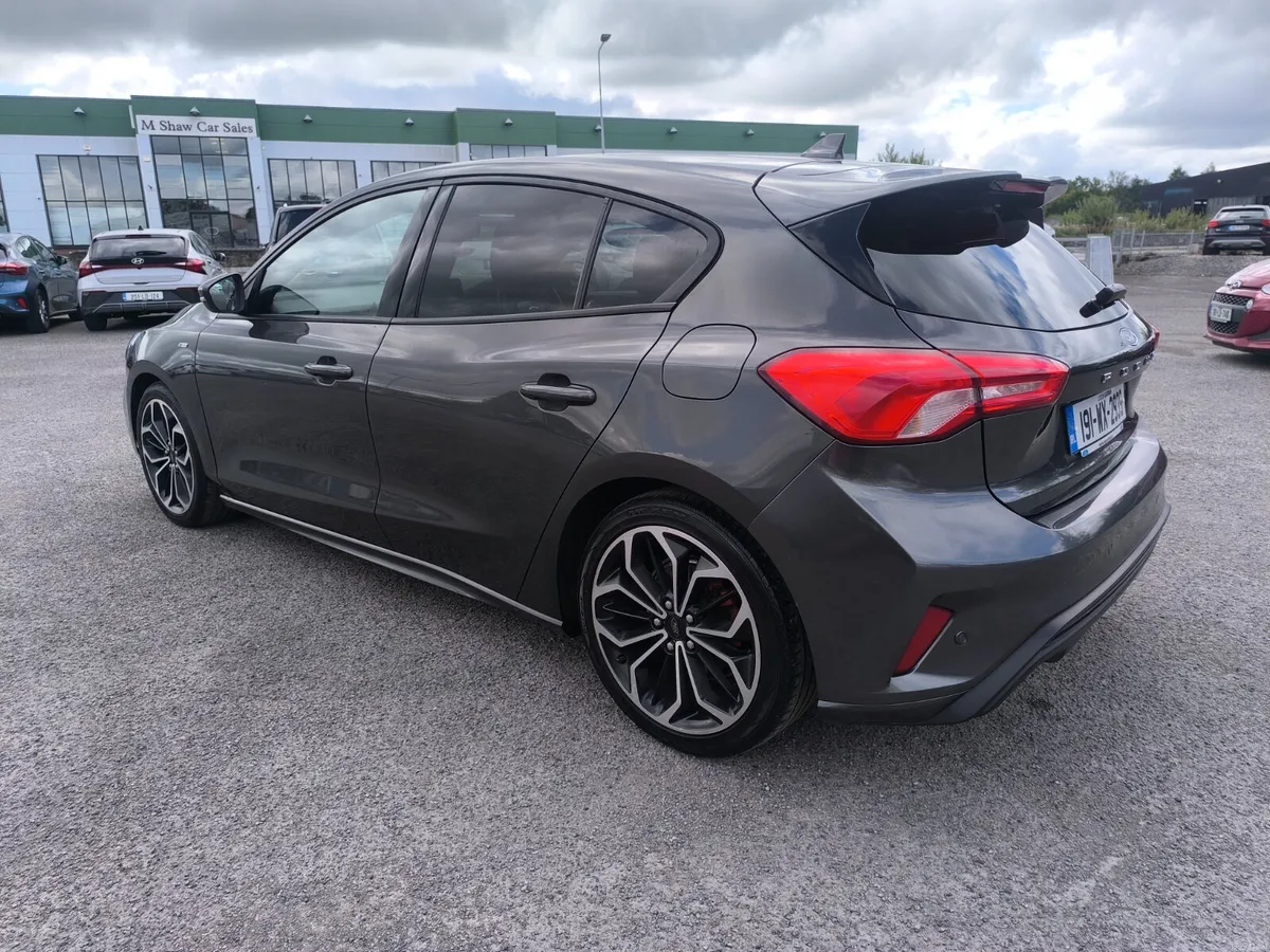 191 Ford Focus 1.0 T ST LINE - Image 4