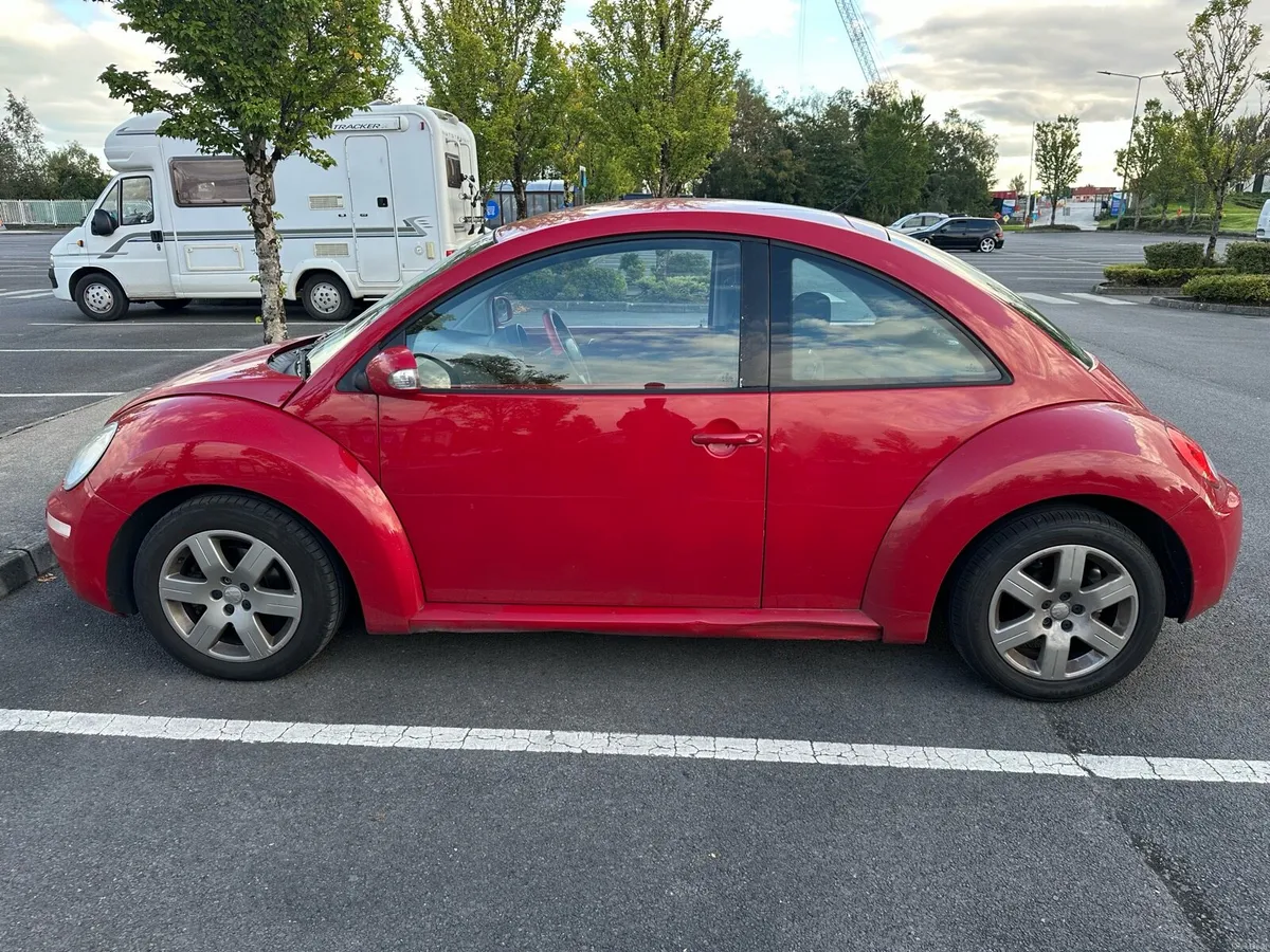 Volkswagen Beetle Red 2007 - Image 3