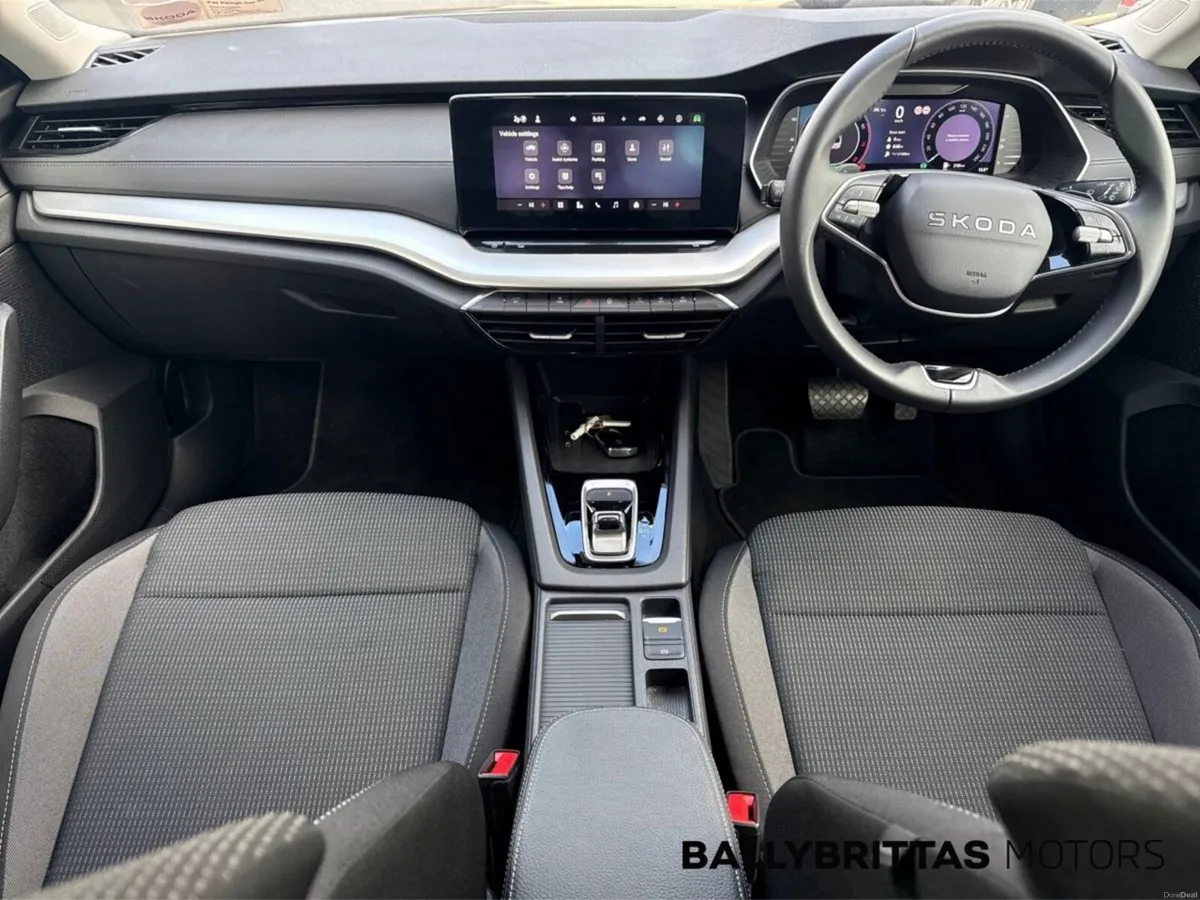 Skoda Octavia Selection 1.5TSI 115HP DSG mHEV - Image 6