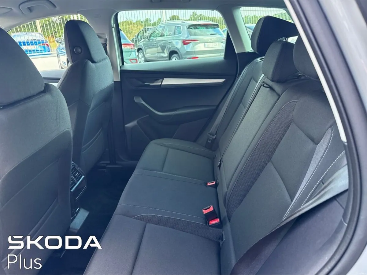 Skoda Karoq SELECTION 2.0TDI 115HP - Image 6