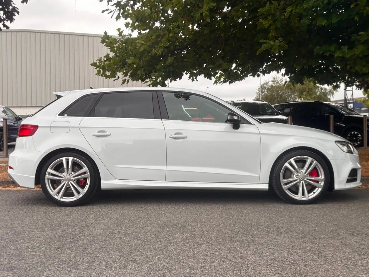 Audi S3 SPORTSBACK LEATHER 5DR AUTO NEW NCT 12 MON - Image 5
