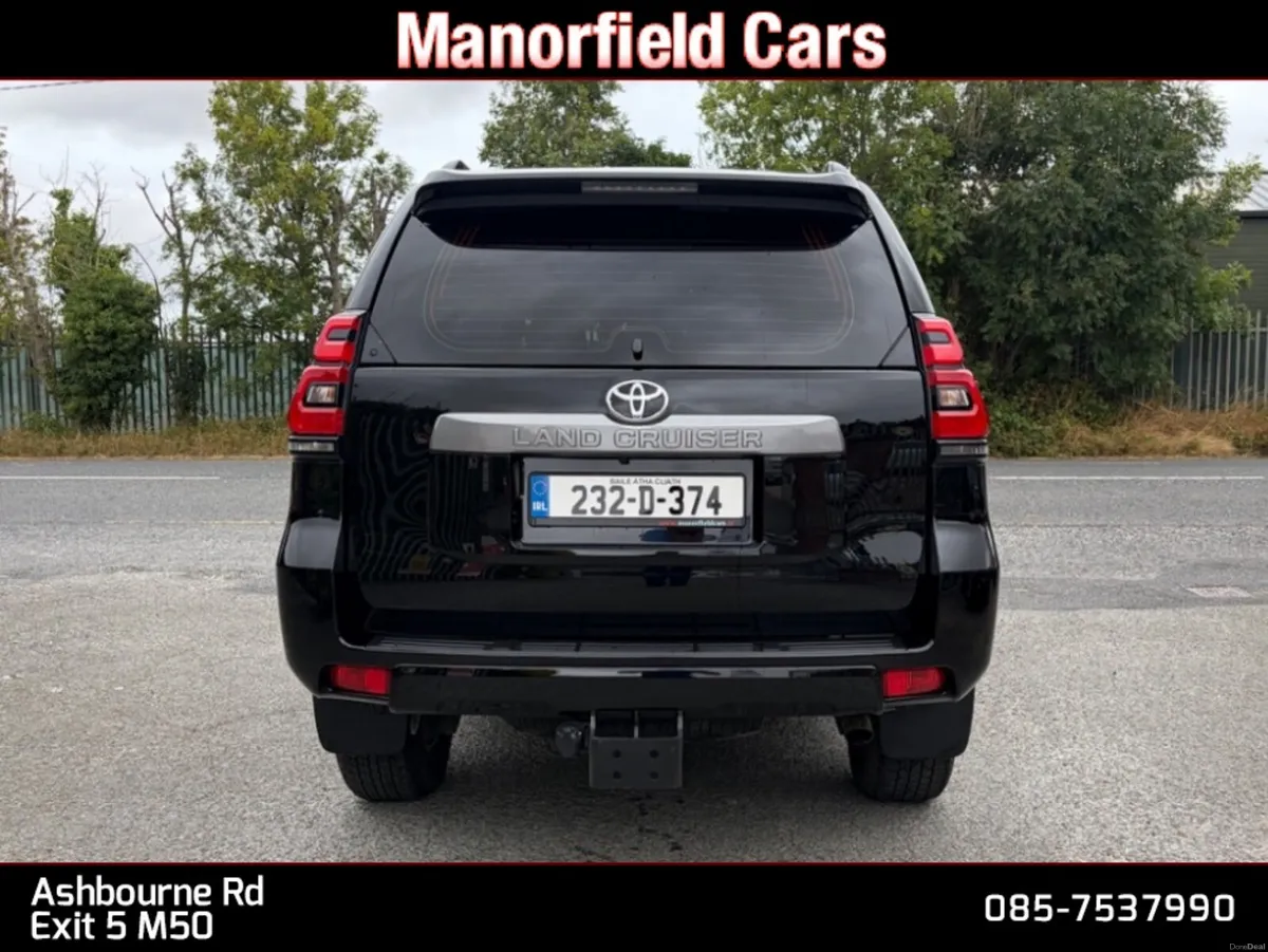 2023 232 Toyota Land Cruiser LWB 2 Seat Comm Auto - Image 5