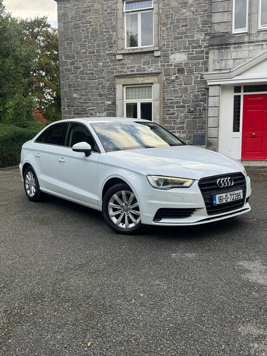 Audi A3 Sedan 1.4 TFSI Ambiente Automatic - Image 1