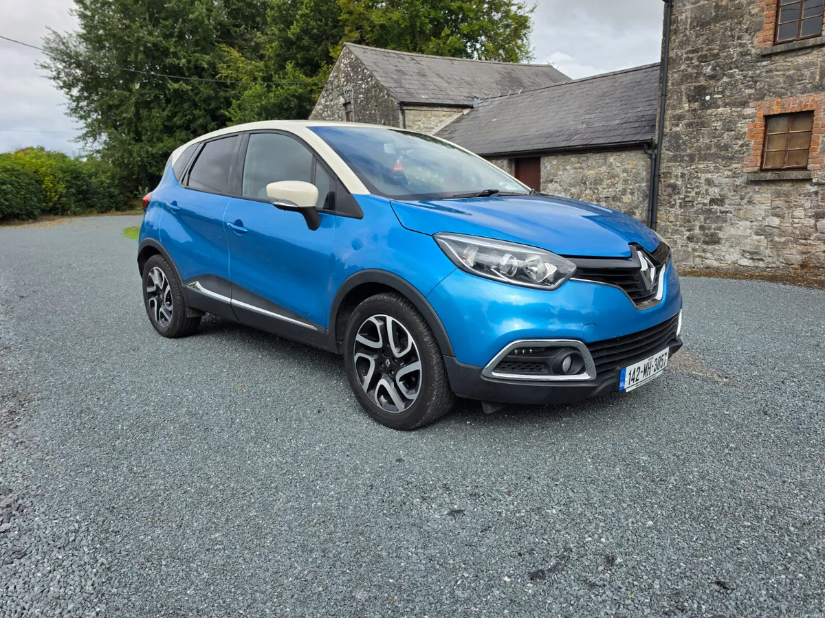 Renault Captur 1.2 auto ( new NCT  and tax ) - Image 1