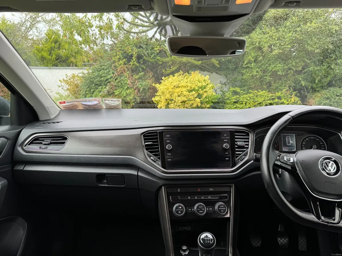 Volkswagen T-Roc 2020 - Image 1
