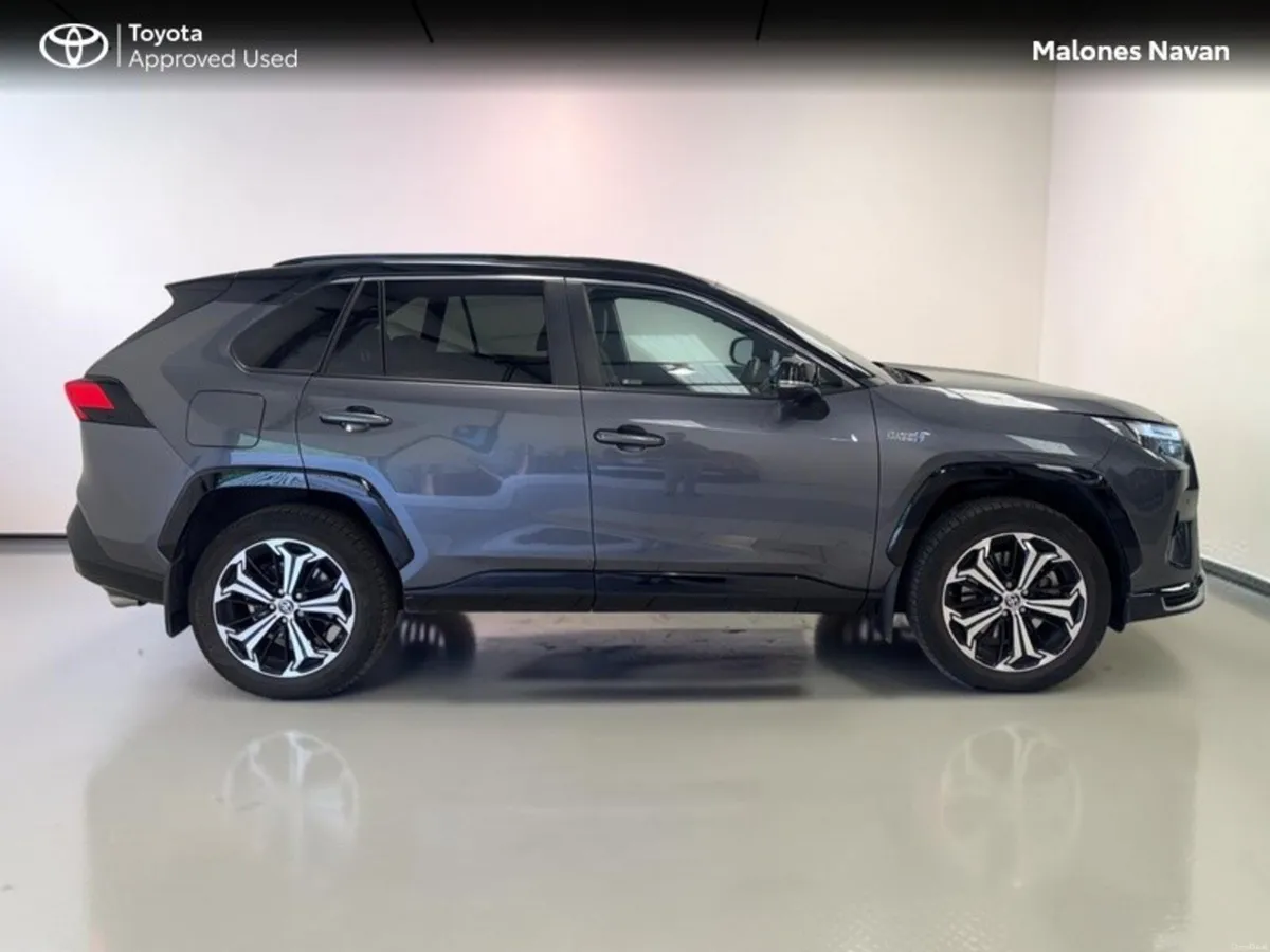 Toyota RAV4 RAV4 PLUG-IN HYBRID SPORT 4DR - Image 3