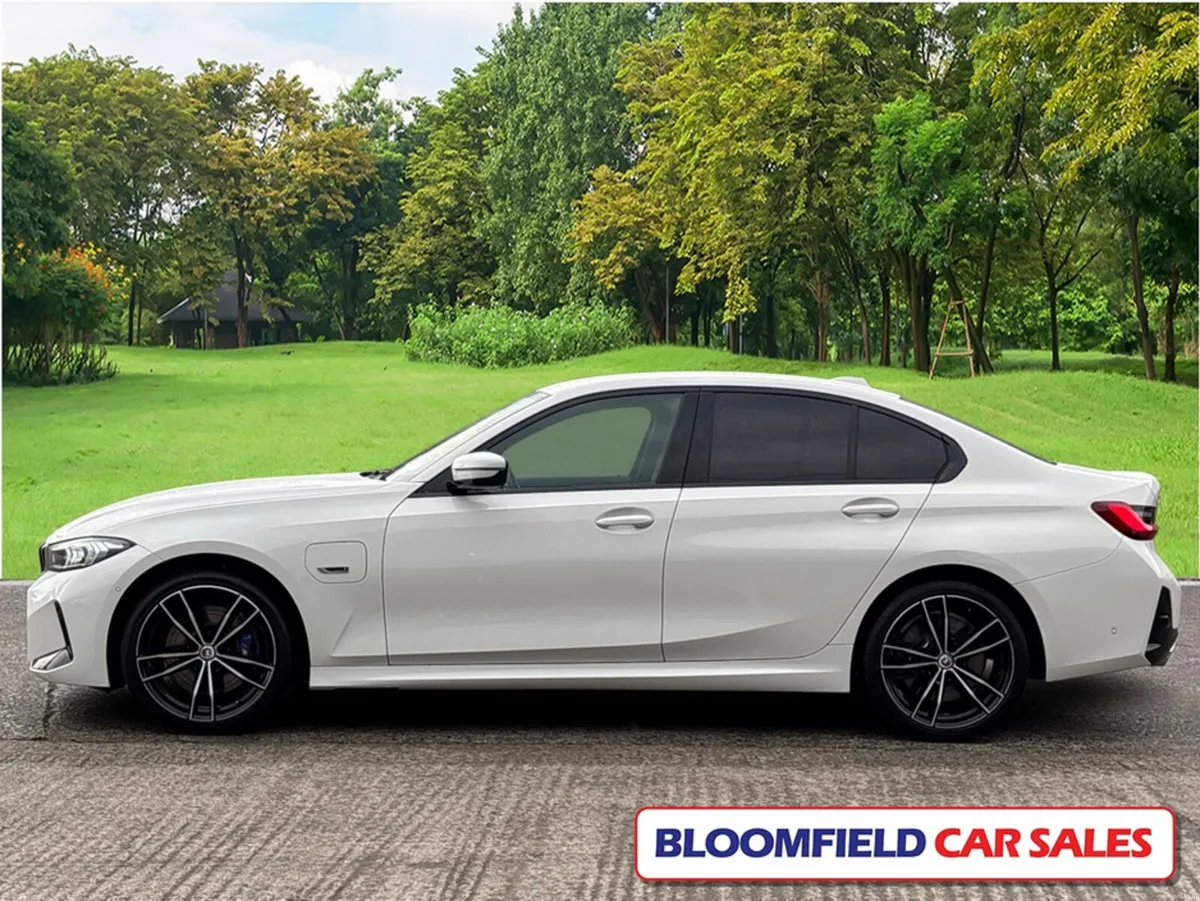 BMW 3-Series ** DEPOSIT TAKEN** 330e MSPORT , AUTO - Image 4